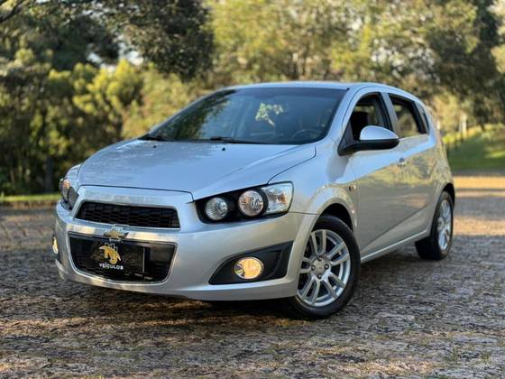CHEVROLET SONIC 1.6 LTZ 16V FLEX 4P AUTOMÁTICO